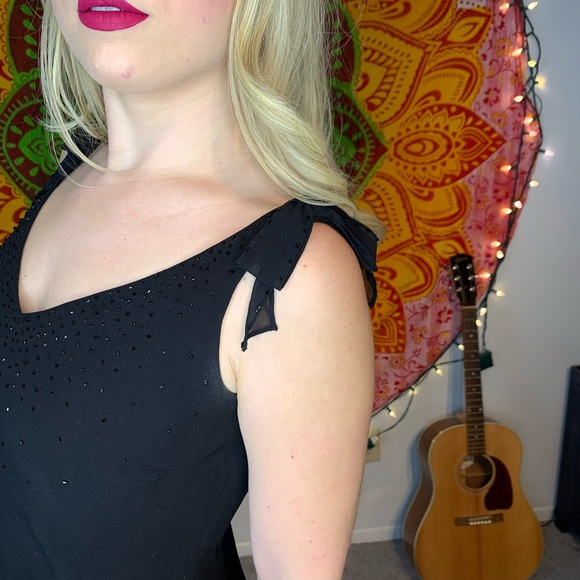 Little black dress - Picture 5 of 6